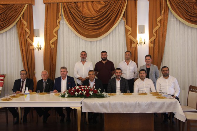 TFF 1. Lig'in yeni ekiplerinden Bandırmaspor, şampiyonluğunu kutladı