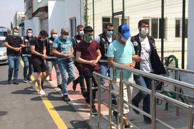 Adana'da tefecilik operasyonunda 25 kişi gözaltına alındı