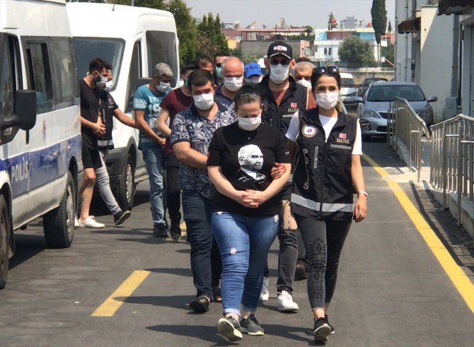 Adana'da tefecilik operasyonunda 25 kişi gözaltına alındı