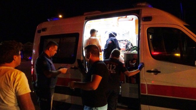 Afyonkarahisar'da iki otomobil çarpıştı: 4 yaralı
