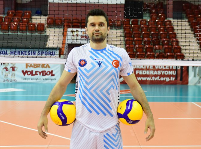 Halkbank Erkek Voleybol Takımı, Murat Karakaya'yı transfer etti
