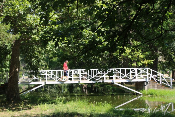 Halkbank Kuzey Makedonya Şubesi Üsküp Şehir Parkı'nın köprülerini yeniledi