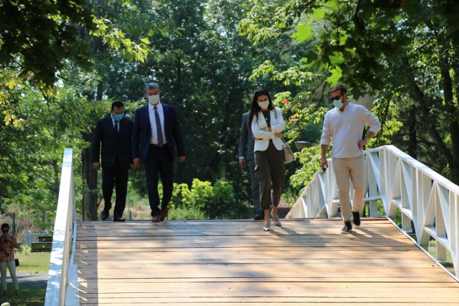 Halkbank Kuzey Makedonya Şubesi Üsküp Şehir Parkı'nın köprülerini yeniledi