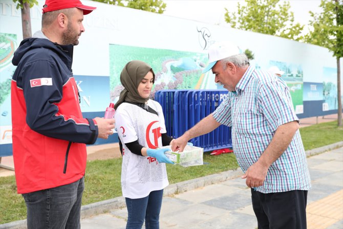 Kızılay, Ayasofya Camisi'nin açılışında vatandaşların ihtiyaçlarını karşılayacak