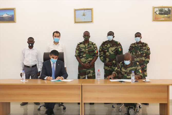 Senegal'de Türkiye Maarif Vakfı ile ordu arasında eğitim iş birliği
