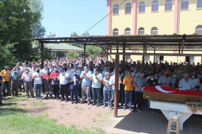 GÜNCELLEME - Zonguldak'ta maden ocağındaki iş kazasında hayatını kaybeden maden işçisi defnedildi