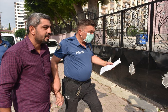 Adana'da görme engelli genci sınava polis ekipleri yetiştirdi