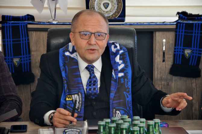 Karacabey Belediyespor'un "Bursaspor FK" ismiyle Bursaspor'un yerine geçirileceği iddiasına yalanlama