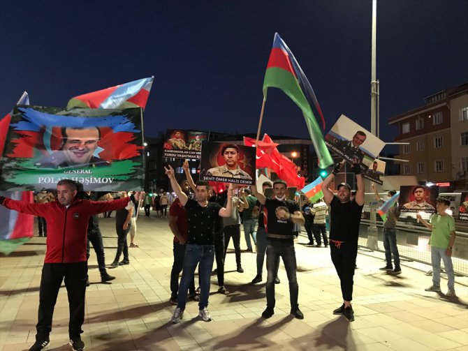 Küçükçekmece'de "Can Azerbaycan'a Destek" mitingi