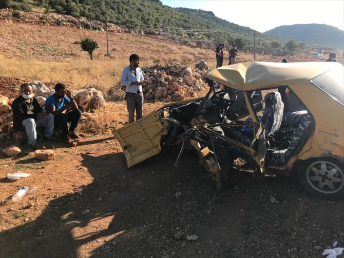 Gaziantep'te iki otomobil çarpıştı: 11 yaralı
