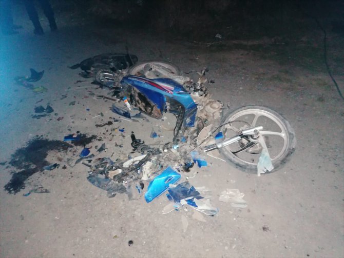 Samsun'da beton mikseri ile çarpışan motosikletin sürücüsü öldü