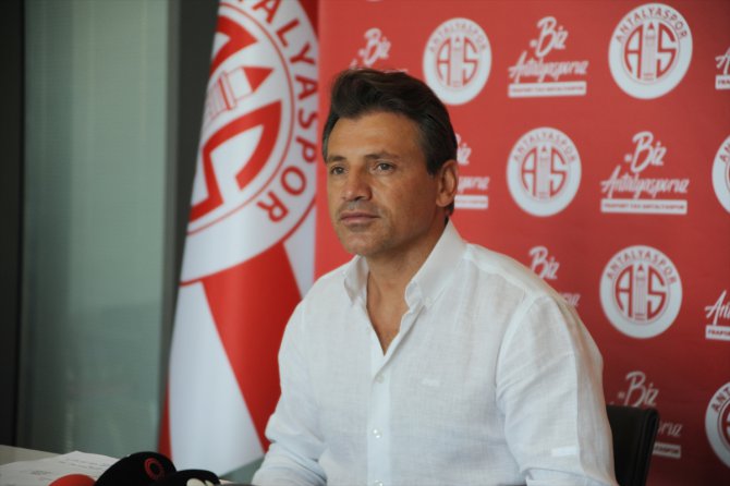 Antalyaspor Teknik Direktörü Tamer Tuna: "Hiç artıya geçemeyen kulüpler oldu"