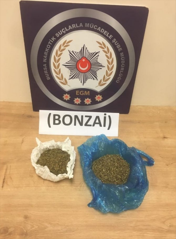 Bursa'da uyuşturucu operasyonunda yakalanan 8 şüpheliden 6'sı tutuklandı