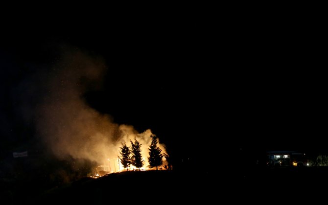 Ankara'da mesire alanındaki konak yandı