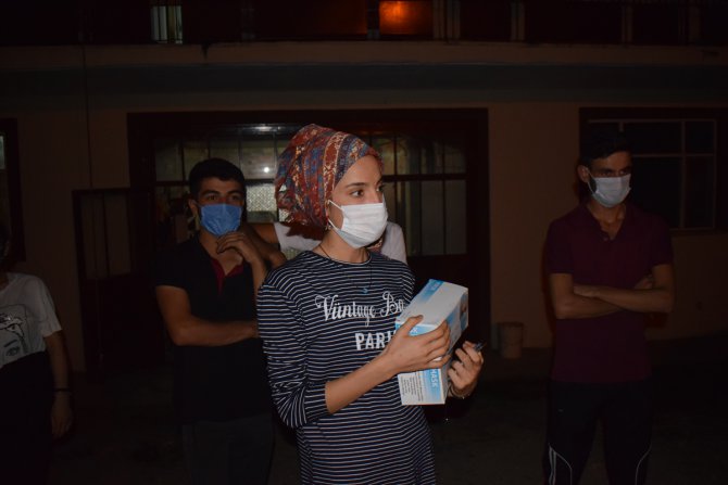 Düzce'de tarım işçileri koronavirüs tedbirleri kapsamında sağlık kontrolünden geçirildi