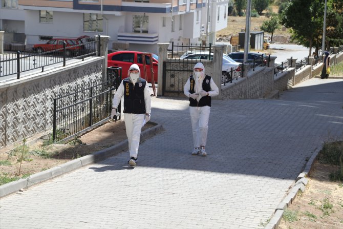 Sivas'ta polislerden "karantina" denetimi