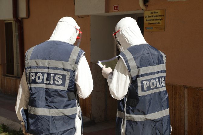 Sivas'ta Kovid-19 karantinasına uymayan 6 kişiye para cezası verildi