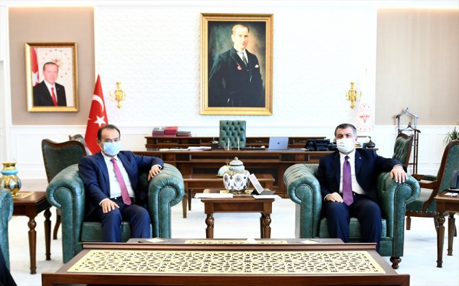 Sağlık Bakanı Koca, Türk Konseyi Genel Sekreteri Amreyev'i kabul etti: