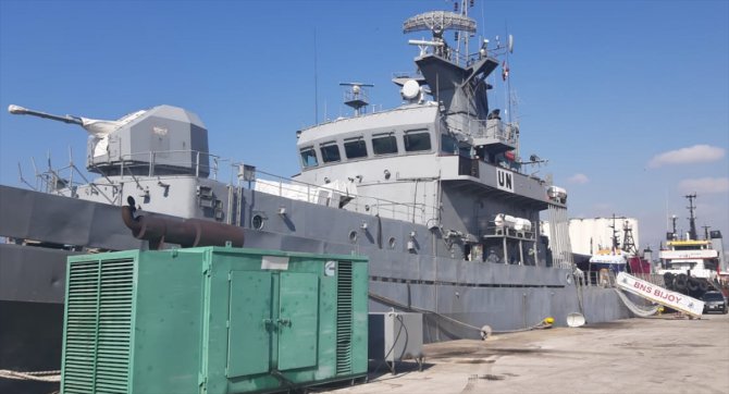 Beyrut'taki patlamada hasar gören askeri gemi Türkiye'de onarılacak