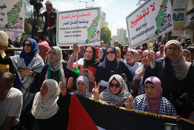 Gazze'de İsrail-BAE normalleşme anlaşması protesto edildi