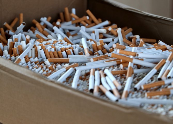 İzmir'de 40 milyon 980 bin dal kaçak sigara ele geçirildi