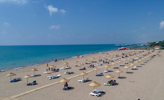 Antalya'da 2 ücretsiz halk plajı hizmete girdi