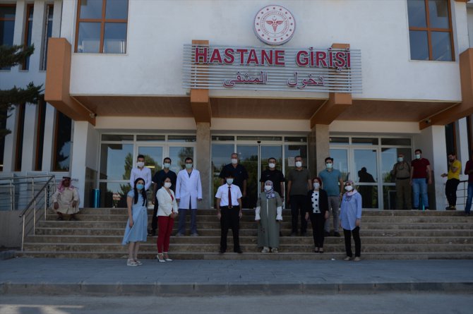 Kilis'ten Azez’deki sağlık çalışanlarına "yardımseverlik" sürprizi