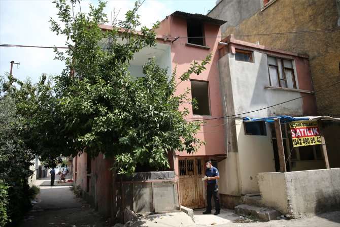Adana'da yalnız yaşayan kişi evinde ölü bulundu
