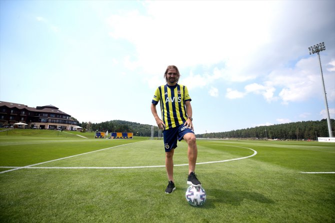 Fenerbahçe'nin yeni transferi Caner Erkin: "Fenerbahçe dışında kimseyle konuşmadım"