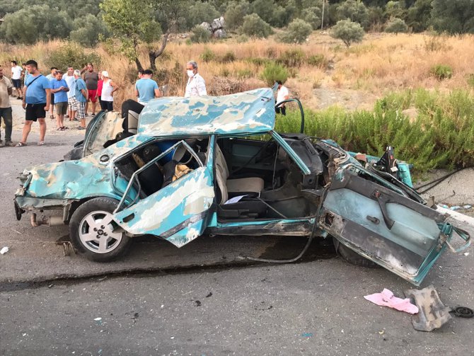 Muğla'da otomobil devrildi: 2 ölü, 1 yaralı