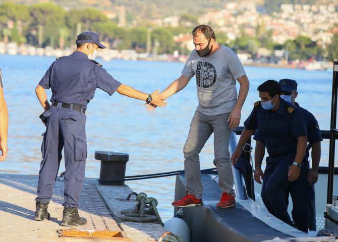 GÜNCELLEME - İzmir'de teknenin batması sonucu kaybolan çocuğun cesedi bulundu