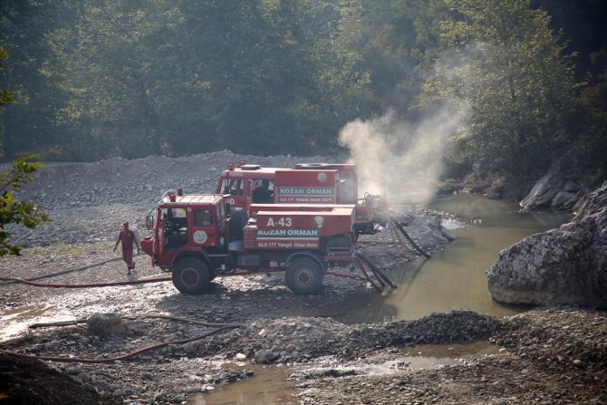Adana'daki orman yangınında soğutma çalışmaları sürüyor