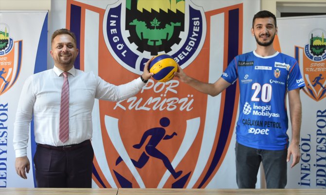 Efeler Ligi ekibi İnegöl Belediyespor, Umut Özdemir'i transfer etti