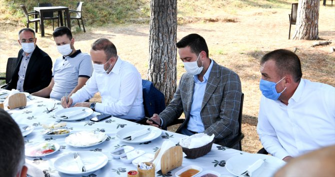 AK Parti'li Bülent Turan: "Ülkemizi daha büyük hedeflerle buluşturmak boynumuzun borcudur"