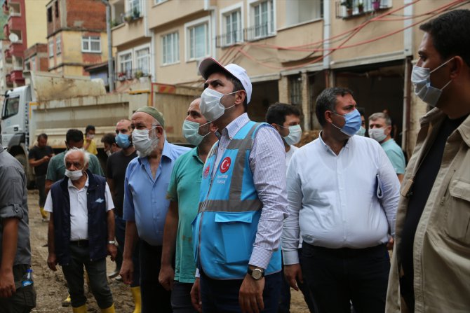 Çevre ve Şehircilik Bakanı Murat Kurum, Dereli'de incelemelerini sürdürdü