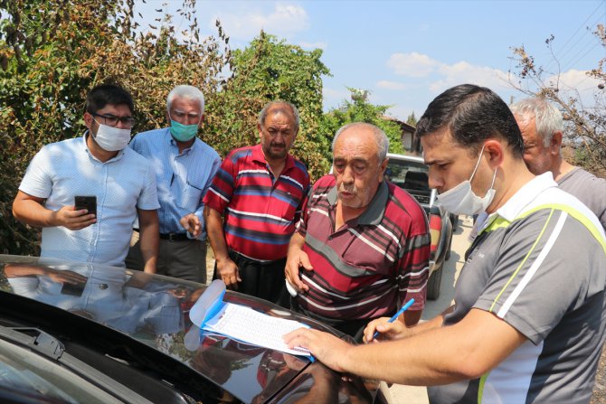 Adana'daki yangında zarar görenlere nakdi yardımların dağıtımına başlandı