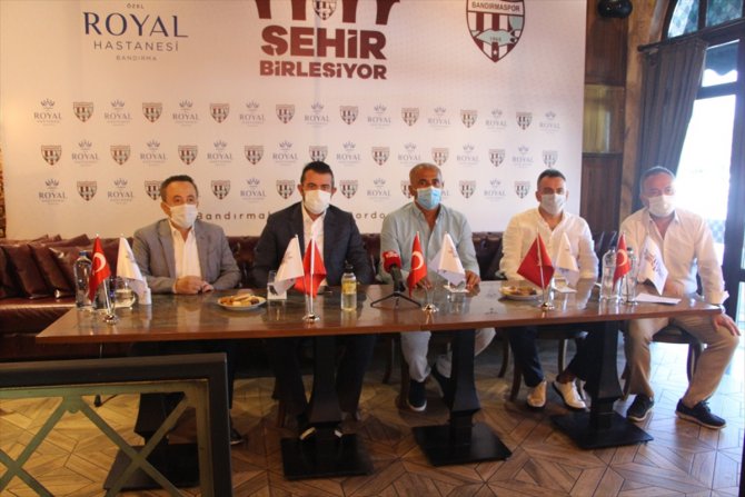Bandırmaspor, Bandırma Özel Royal Hastanesiyle isim sponsorluğu sözleşmesi imzaladı