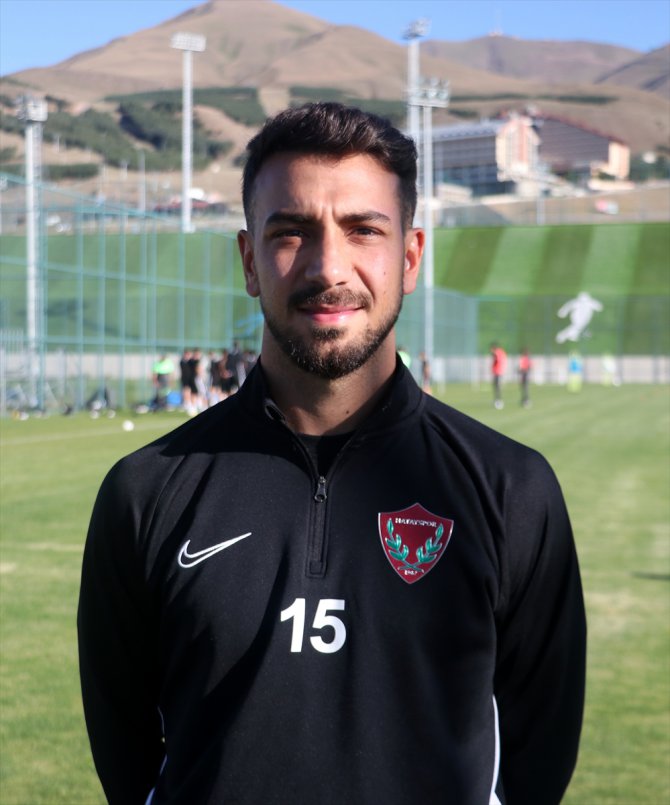 Hatayspor'un yeni transferi Burak Can Çamoğlu, Türkiye'ye geldiği için gururlu