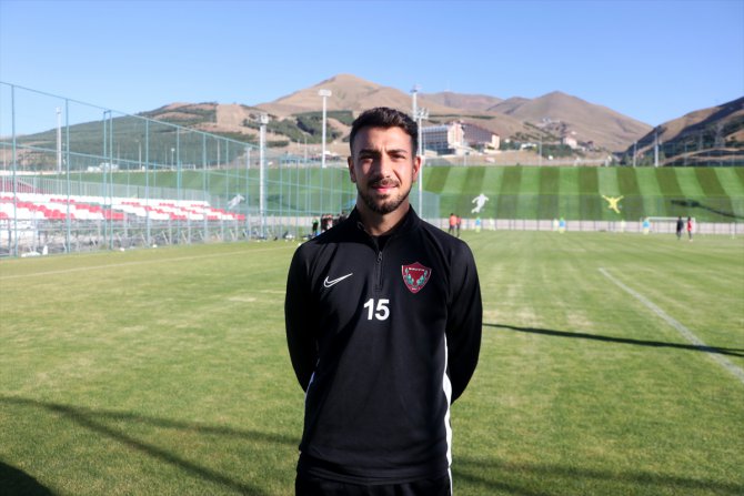 Hatayspor'un yeni transferi Burak Can Çamoğlu, Türkiye'ye geldiği için gururlu