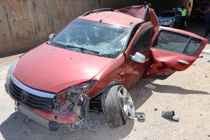 Burdur'da otomobil alt geçide düştü: 1 ölü, 2 yaralı