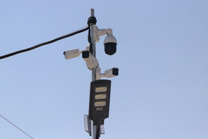 Tel Abyad'da güvenlik kamera sistemi kuruldu