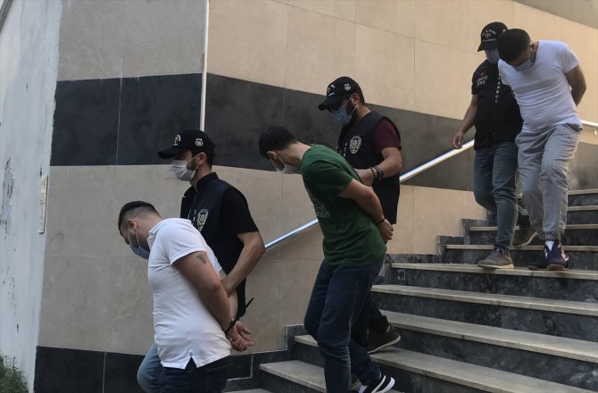 İstanbul'da hırsızlık şüphesiyle yakalanan 11 kişi adliyeye sevk edildi