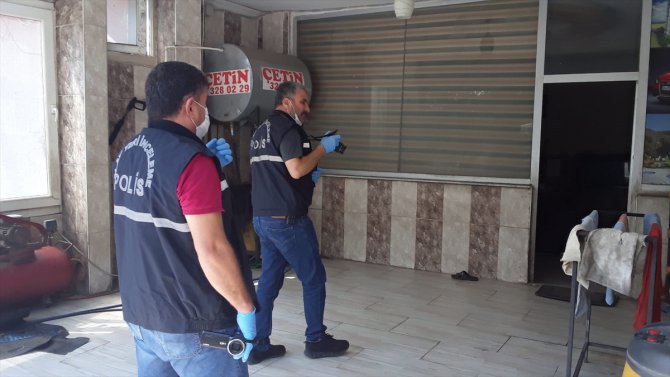 Adana'da arkadaşının tabancayla kazara vurduğu iddia edilen çocuk ağır yaralandı
