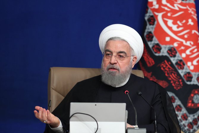 İran Cumhurbaşkanı Ruhani: "ABD yaptırımları nedeniyle halkın sırtına ağır bir yük bindi"