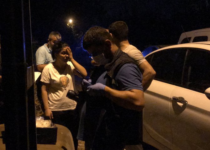 Adana'da bir kadının kocasını pompalı tüfekle öldürdüğü iddia edildi