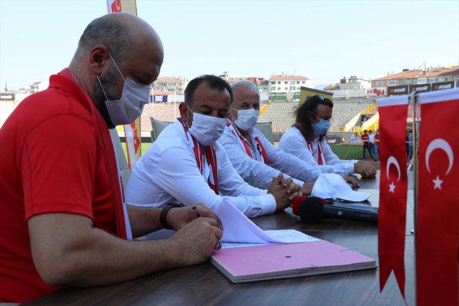 Boluspor, Beypiliç ile isim sponsorluğu sözleşmesi imzaladı