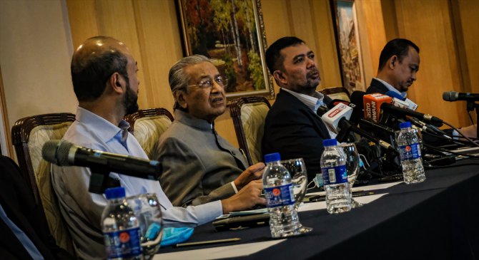 Eski Malezya Başbakanı Mahathir, yeni partisiyle 36 milletvekili kazanmayı hedefliyor