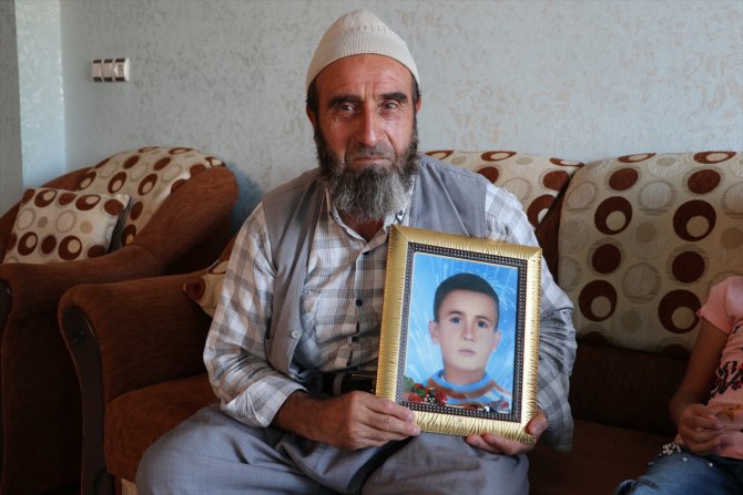 Çocukları 10 yaşındayken teröristlerce kaçırılan Siirtli ailenin 15 yıldır gözyaşı dinmedi