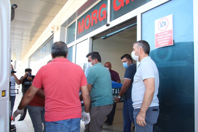 Antalya'da iş ortağı tarafından bıçaklanarak öldürülen kişinin otopsi işlemi tamamlandı