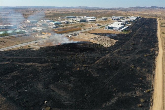 Edirne OSB'nin meralık alanında çıkan yangın söndürüldü